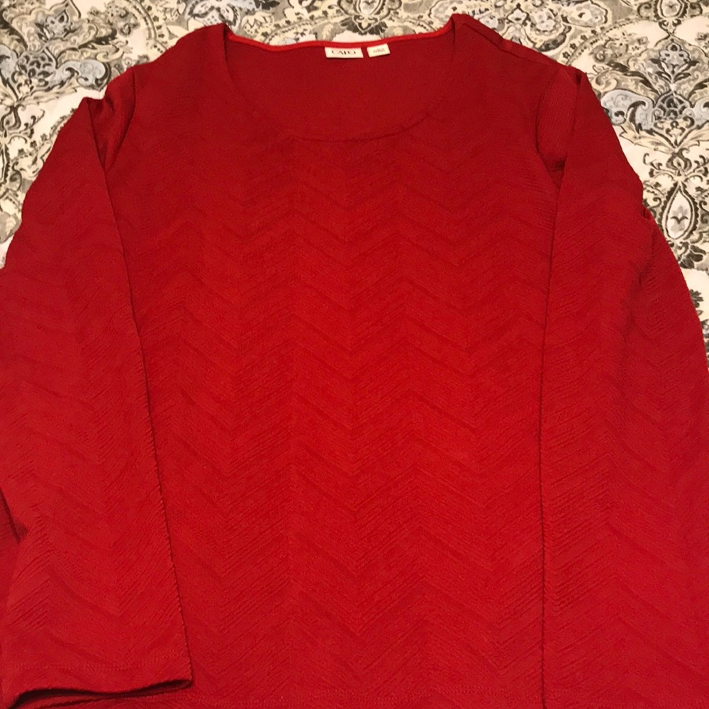 Red long sleeve light weight top